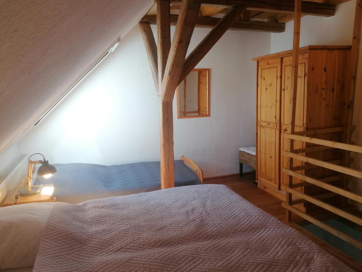 Boddenhus Auf Ruegen - Ferienwohnungen Und Pension Rappin Exterior photo