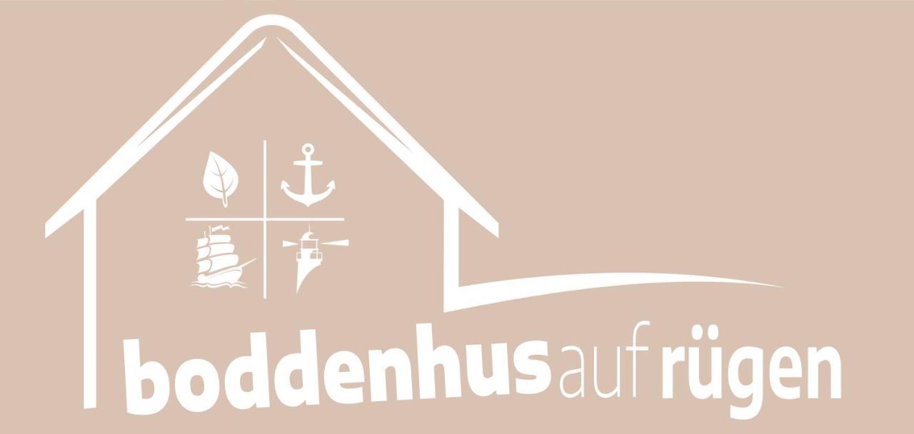 Boddenhus Auf Ruegen - Ferienwohnungen Und Pension Rappin Exterior photo
