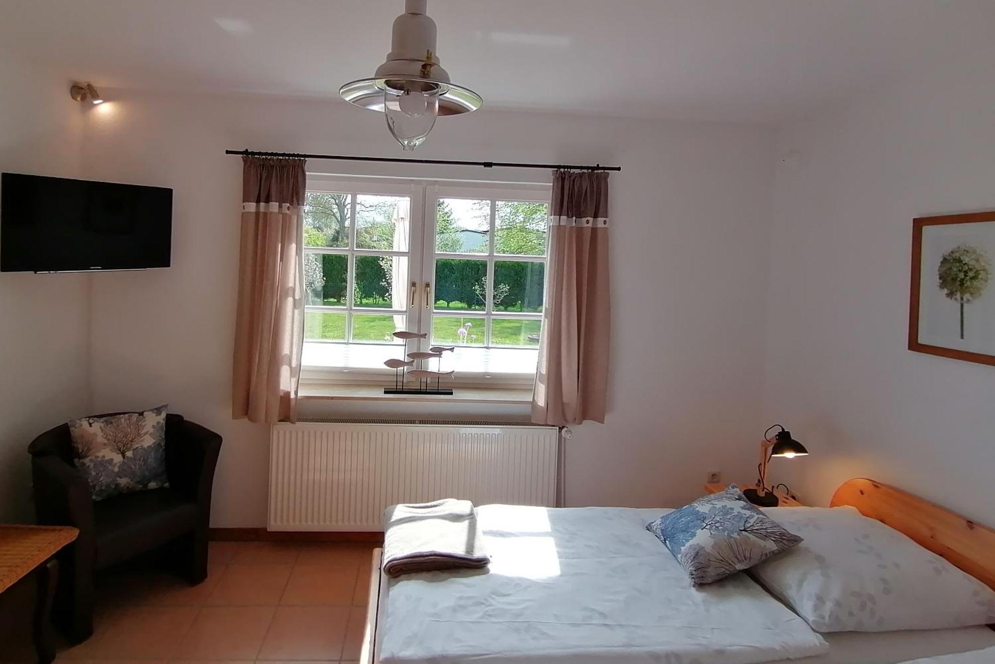 Boddenhus Auf Ruegen - Ferienwohnungen Und Pension Rappin Room photo